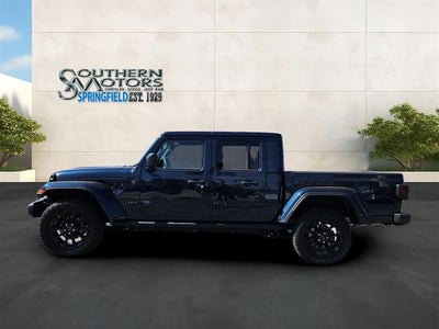 2025 Jeep Gladiator Nighthawk