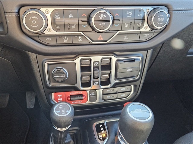 2025 Jeep Gladiator GLADIATOR MOJAVE 4X4