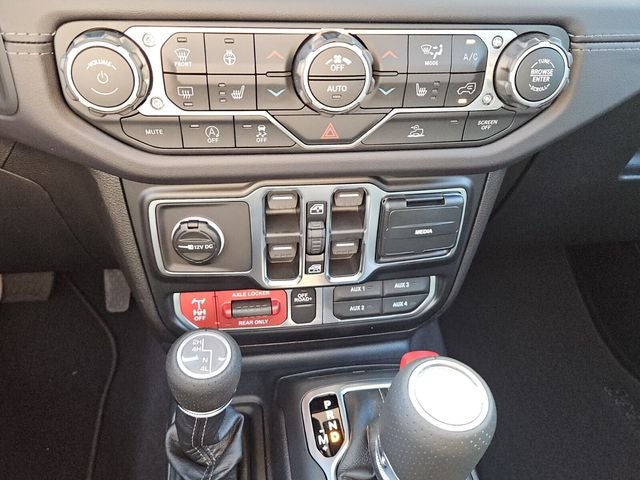 2026 Jeep Gladiator GLADIATOR MOJAVE 4X4