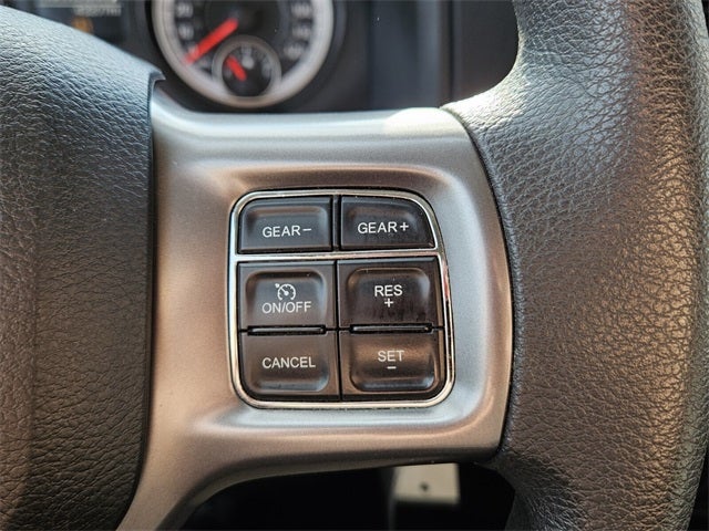 2024 RAM 1500 Classic SLT Quad Cab 4x2 6'4' Box