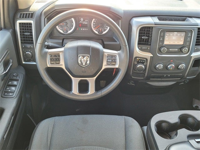 2024 RAM 1500 Classic SLT Quad Cab 4x2 6'4' Box