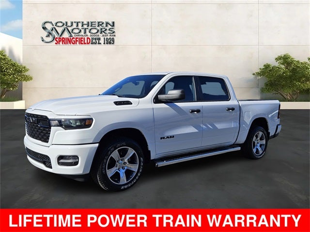 2026 RAM Ram 1500 RAM 1500 EXPRESS CREW CAB 4X2 5'7' BOX