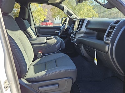 2026 RAM Ram 1500 RAM 1500 EXPRESS CREW CAB 4X2 5'7' BOX