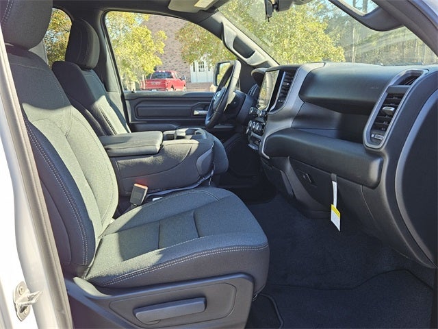 2026 RAM Ram 1500 RAM 1500 EXPRESS CREW CAB 4X2 5'7' BOX