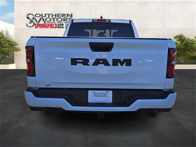 2026 RAM Ram 1500 RAM 1500 EXPRESS CREW CAB 4X2 5'7' BOX