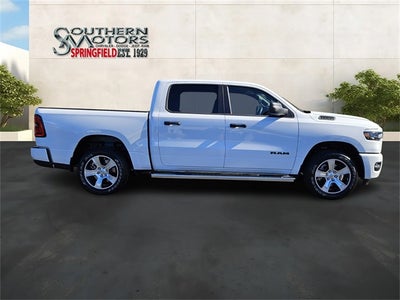 2026 RAM Ram 1500 RAM 1500 EXPRESS CREW CAB 4X2 5'7' BOX