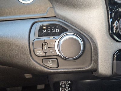 2025 RAM 1500 Tradesman Crew Cab 4x4 5'7' Box