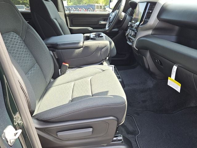 2026 RAM 1500 RAM 1500 TRADESMAN CREW CAB 4X4 5'7' BOX