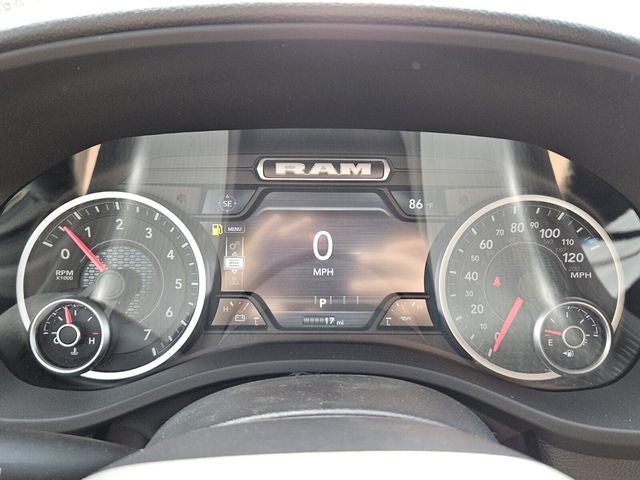 2026 RAM Ram 1500 RAM 1500 EXPRESS CREW CAB 4X4 5'7' BOX