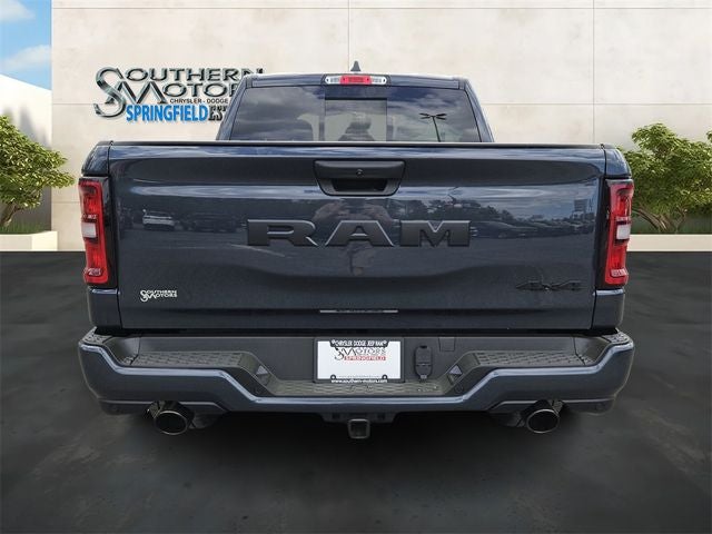 2026 RAM Ram 1500 RAM 1500 EXPRESS CREW CAB 4X4 5'7' BOX