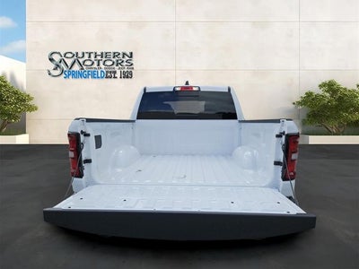 2026 RAM Ram 1500 RAM 1500 EXPRESS CREW CAB 4X4 5'7' BOX