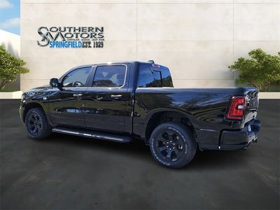 2026 RAM Ram 1500 RAM 1500 EXPRESS CREW CAB 4X4 5'7' BOX