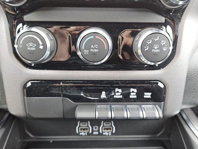 2026 RAM Ram 1500 RAM 1500 EXPRESS CREW CAB 4X4 5'7' BOX