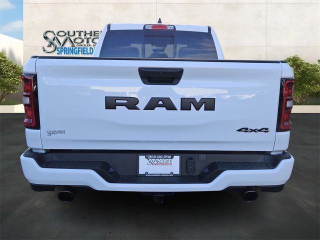 2026 RAM Ram 1500 RAM 1500 EXPRESS CREW CAB 4X4 5'7' BOX