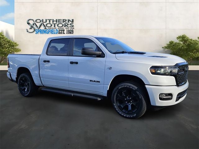 2026 RAM Ram 1500 RAM 1500 EXPRESS CREW CAB 4X4 5'7' BOX