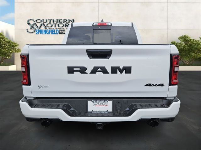 2026 RAM Ram 1500 RAM 1500 EXPRESS CREW CAB 4X4 5'7' BOX