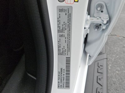 2026 RAM Ram 1500 RAM 1500 EXPRESS CREW CAB 4X4 5'7' BOX