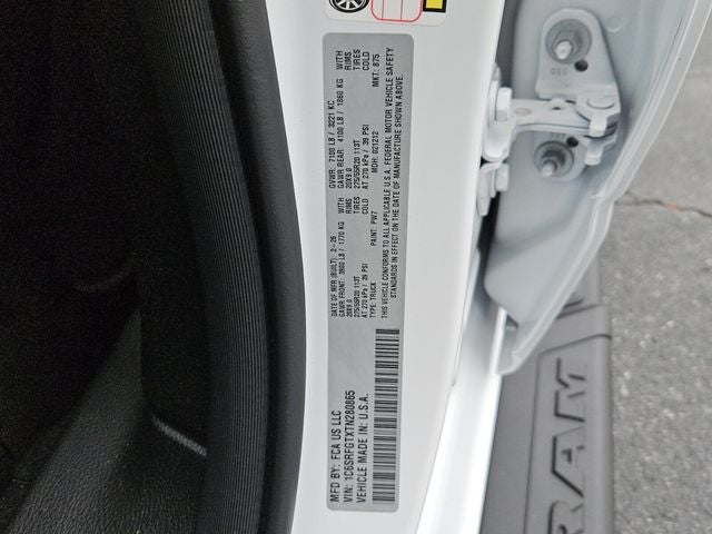 2026 RAM Ram 1500 RAM 1500 EXPRESS CREW CAB 4X4 5'7' BOX