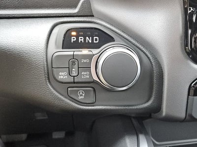 2026 RAM Ram 1500 RAM 1500 EXPRESS CREW CAB 4X4 5'7' BOX