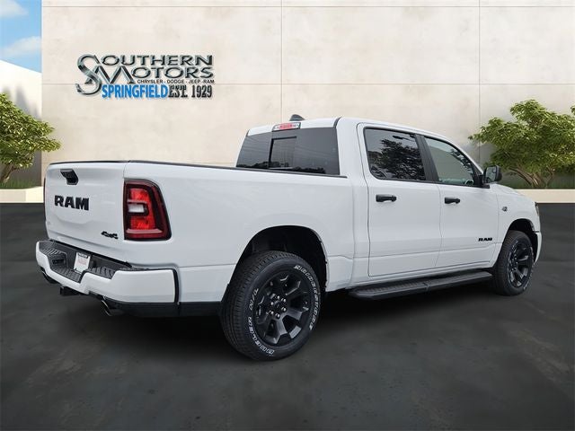 2026 RAM Ram 1500 RAM 1500 EXPRESS CREW CAB 4X4 5'7' BOX