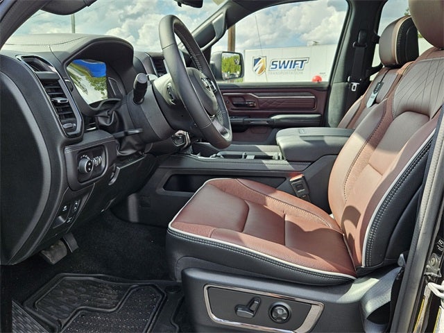 2025 RAM Ram 1500 RAM 1500 LIMITED CREW CAB 4X4 5'7' BOX