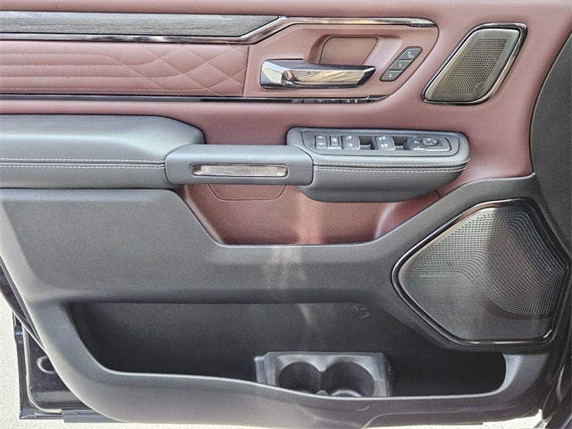 2025 RAM Ram 1500 RAM 1500 LIMITED CREW CAB 4X4 5'7' BOX