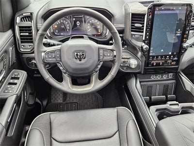 2025 RAM Ram 1500 RAM 1500 LIMITED CREW CAB 4X4 5'7' BOX