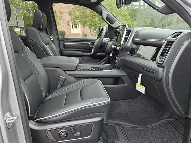 2025 RAM Ram 1500 RAM 1500 LIMITED CREW CAB 4X4 5'7' BOX