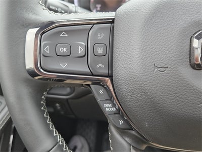 2025 RAM Ram 1500 RAM 1500 LIMITED CREW CAB 4X4 5'7' BOX