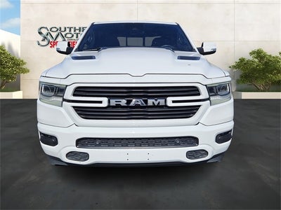 2022 RAM 1500 Laramie Crew Cab 4x4 5'7' Box