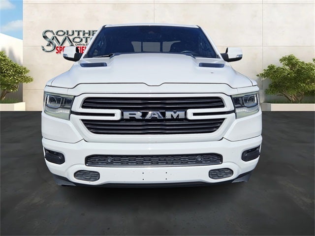 2022 RAM 1500 Laramie Crew Cab 4x4 5'7' Box