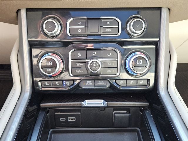 2023 GMC Yukon 4WD Denali