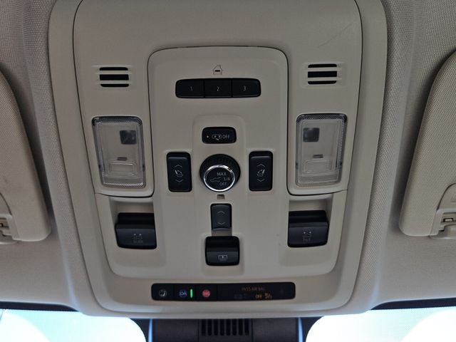 2023 GMC Yukon 4WD Denali