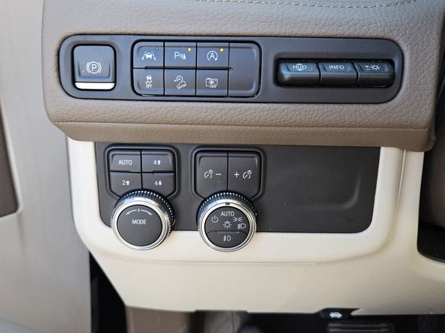 2023 GMC Yukon 4WD Denali
