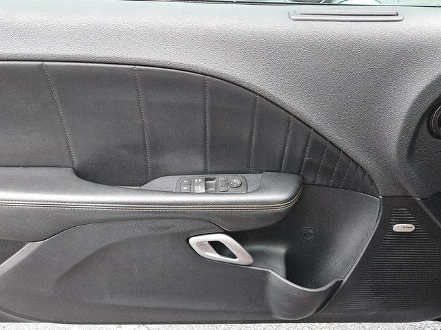 2016 Dodge Challenger 392 Hemi Scat Pack Shaker