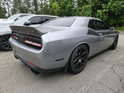 2016 Dodge Challenger 392 Hemi Scat Pack Shaker