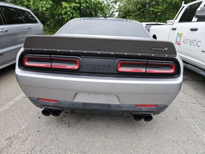 2016 Dodge Challenger 392 Hemi Scat Pack Shaker