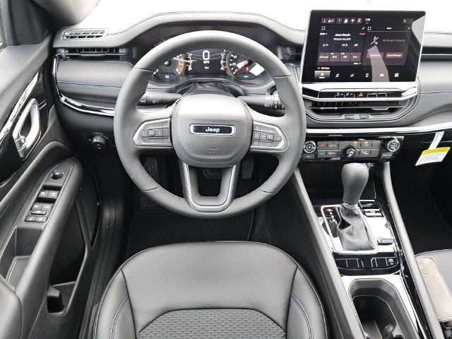 2027 Jeep Compass COMPASS LATITUDE ALTITUDE 4X4