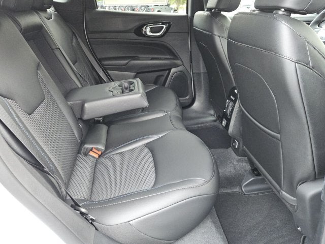 2027 Jeep Compass COMPASS LATITUDE ALTITUDE 4X4
