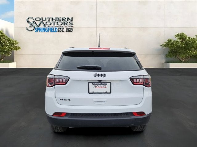 2027 Jeep Compass COMPASS LATITUDE ALTITUDE 4X4