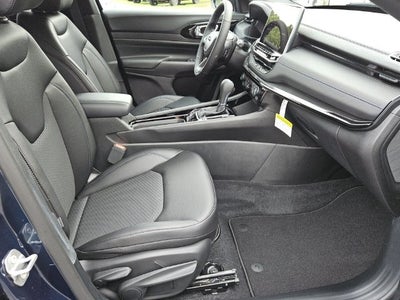 2027 Jeep Compass COMPASS LATITUDE ALTITUDE 4X4