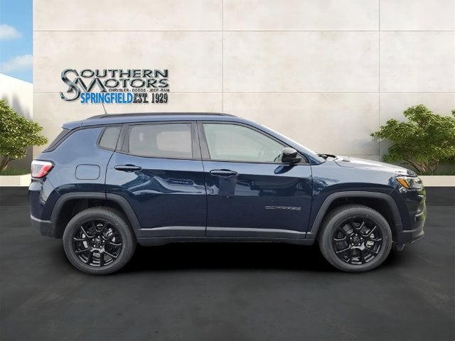 2027 Jeep Compass COMPASS LATITUDE ALTITUDE 4X4