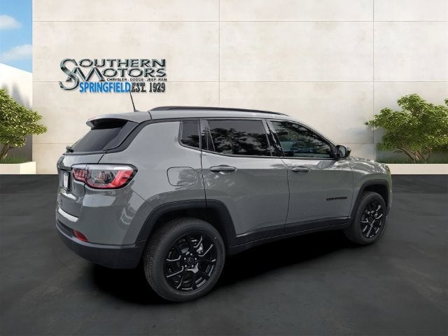 2027 Jeep Compass COMPASS LATITUDE ALTITUDE 4X4