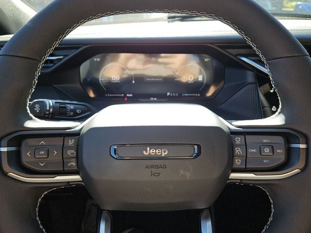 2026 Jeep Cherokee CHEROKEE OVERLAND 4X4