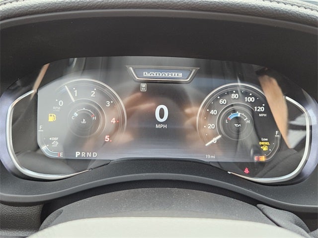 2025 RAM Ram 2500 RAM 2500 LARAMIE MEGA CAB 4X4 6'4' BOX