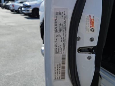 2022 RAM 3500 Tradesman Crew Cab 4x4 8' Box