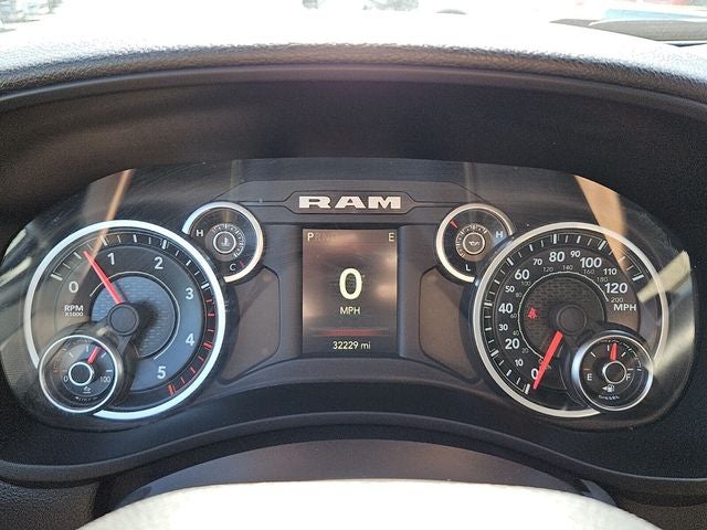 2022 RAM 3500 Tradesman Crew Cab 4x4 8' Box