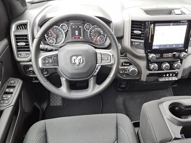2026 RAM Ram 1500 RAM 1500 TRADESMAN CREW CAB 4X4 5'7' BOX