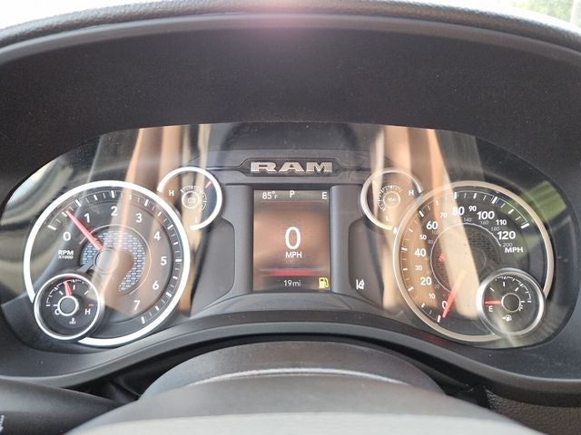 2026 RAM Ram 1500 RAM 1500 TRADESMAN CREW CAB 4X4 5'7' BOX