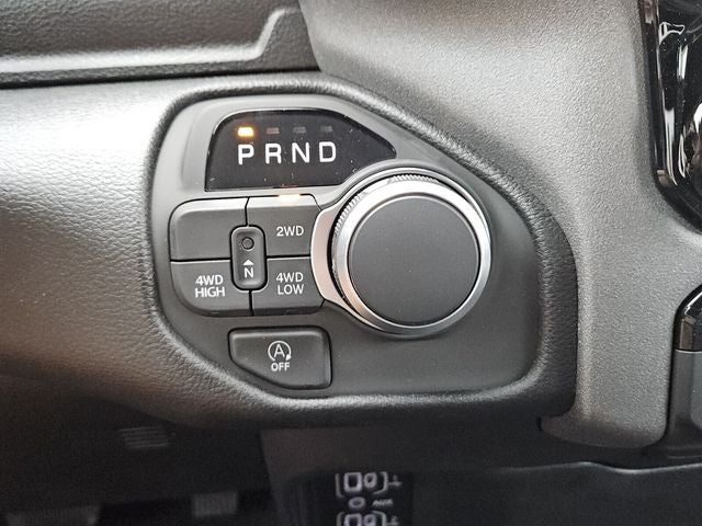 2026 RAM Ram 1500 RAM 1500 TRADESMAN CREW CAB 4X4 5'7' BOX